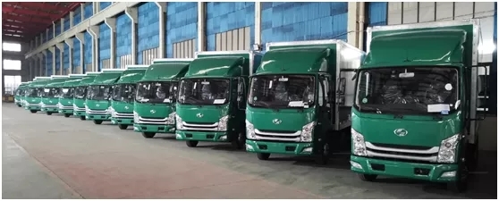 上汽輕卡再向中國郵政批量交付洗掃車，助力郵政清潔與效率雙提升